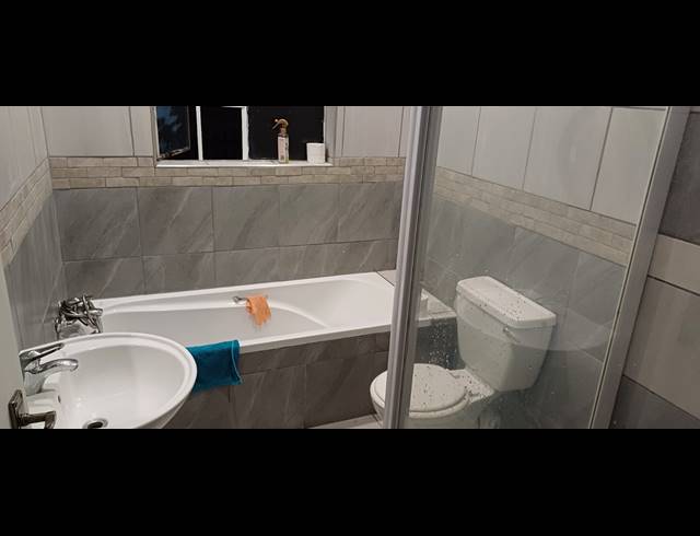 2 BEDROOM TOWNHOUSE TO LET IN SASOLBURG EXT 11